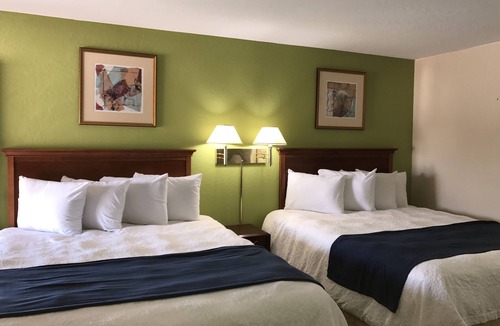Red Bluff Hotel | Red Bluff Inn