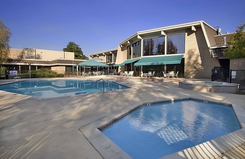 Redding House | Relax and Unwind! 3 Relaxing Units, Outdoor Pool, FREE Parking, Pets Allowed!