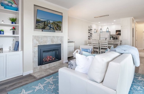 Pajaro Dunes Condo | Relax by Monterey Bay, stay at our cozy Pajaro Dunes Condo