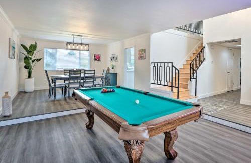 Reno/Tahoe Airport House | Relax Fireside & Play Pool! Home 4 Mi to Dtwn Reno