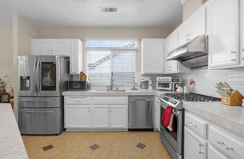 Greenacres House | Relaxing 4BR Home w/Patio, Garage & Spacious Backyard｜ Pet-Friendly #41913