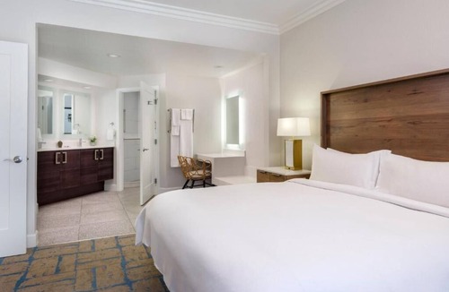 Newport Coast Hotel | Relaxing Oceanview getaway minutes from Disneyland