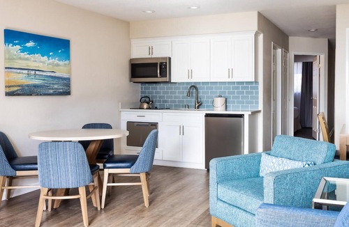 Rio del Mar Hotel | Relaxing Suite | 5 Miles to Mediterranean-style Capitola Wharf