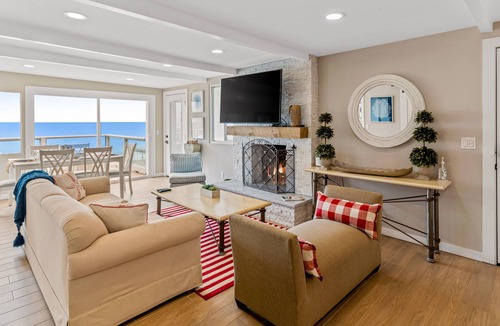 Capistrano Beach House | Remodeled oceanfront home with private pool, water views & spacious deck