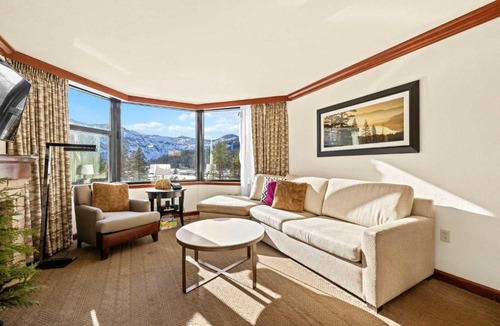 Olympic Valley Hotel | Remodeled Second Floor Valley View suite