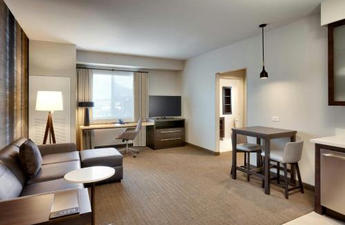Claremont Hotel | Residence Inn by Marriott Claremont