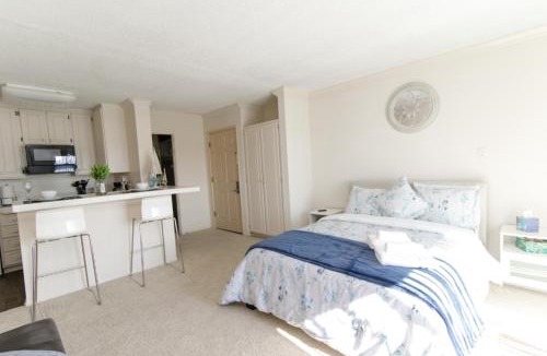Marina del Rey Apartment | Resort Style Living in Marina Del Rey & Venice Studio