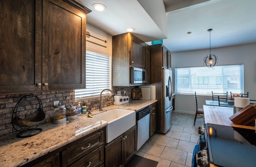 Parker Strip House | River House in the prestigious Moovalya Keys in Parker, Arizona