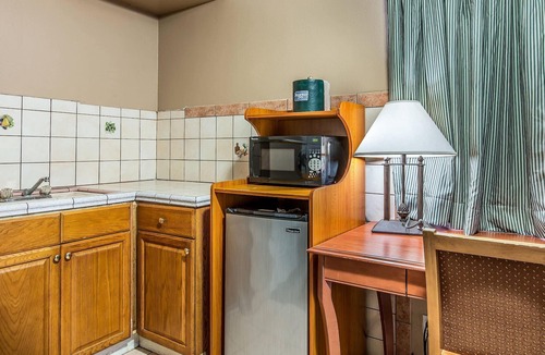 Ventura Hotel | Rodeway Inn Ventura Midtown