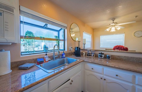 Paso Robles House | Romantic 1BR suite at Winery w/Views!