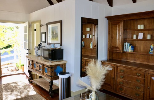 Monterey House | Romantic Carmel Cottage: Ocean & Country Views