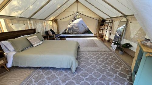 Fallbrook Other | Romantic Mountain Tented Cabin with Spacious Interior and Spectacular Sunsets in California