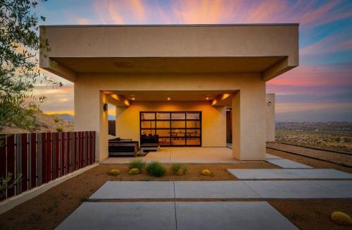 Pioneertown House | Sagebrush Hideaway Pool, Sauna, Cold Plunge, Views