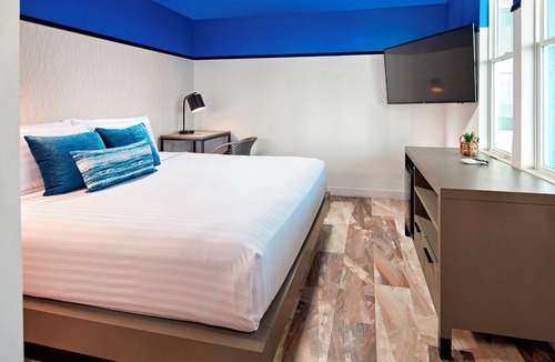 North Pacific Beach Hotel | San Diego Stay | 1 Unit | Near Pacific Beach