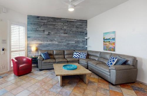Mission Beach House | Santa Barbara Unit #2