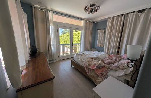 Venice House | Santa Monica Walk To Beach, Bike Path, Shops and Restaurants
