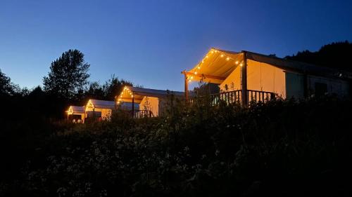 Klamath Other | Sapphire Glamping tent - tent site #8