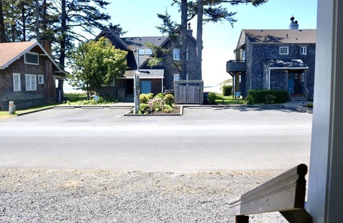 Cannon Beach Cabin | Scandia North Cabin - Close to Beach & Downtown!