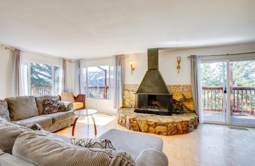 Upper Kingsbury House | Scenic Home w/Sauna - 7 Mi to Heavenly Mountain!