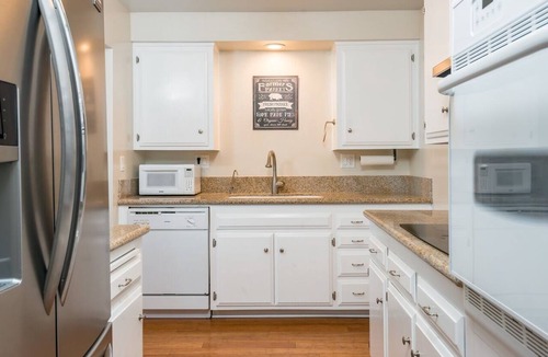 East Mesa Apartment | SeaCliff - Seaclusion - Oceanfront Luxury in Santa Barbara