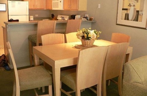 Seaside Resort | Seaside | Group Coastal Retreat | Pool + Beach | 3BR Sleeps 8