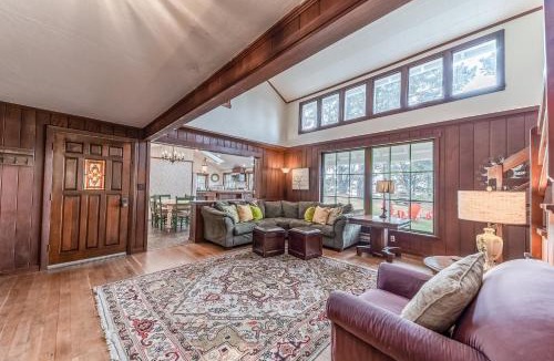 Westhaven-Moonstone House | Seaside Meadow