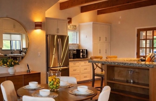 Three Rivers House | Sequoia Views, Hot Tub, Near Park/Dog Friendly
