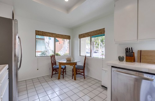 Newport Beach Condo | Serene Beach Condo with Golf Course View; 2 blocks to beaches, shopping & dining
