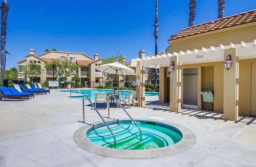 Mira Mesa Condo | Serene Canyon-Side 2BR/2Bath + Loft Sleeps 6 @ Central SD near tech hubs & UTC