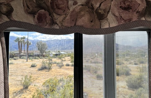 Borrego Springs House | Serenity Oasis 5th Wheel Camper trailer