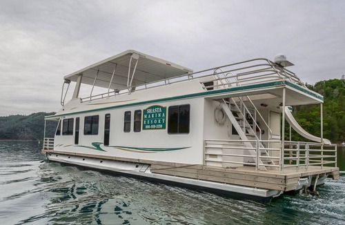 Lakehead Boat Rental | Shasta Marina at Packers Bay Mirage II Houseboat.