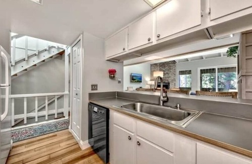 Incline Village Condo | Sierra's Shadow Incline Village Lake Tahoe 4BD/3BA