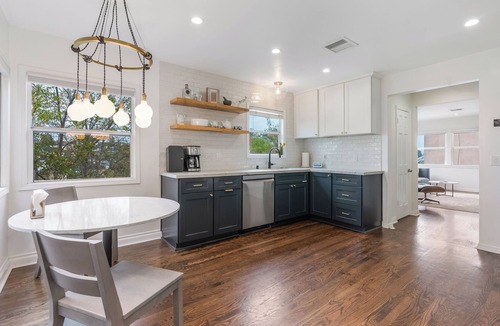 Silver Lake House | Silver Lake Views - 3BR + Office - Chef's Kitchen - Gigabit Wi-Fi