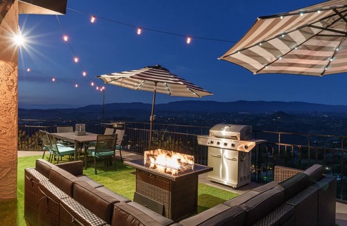Escondido House | Sky Candy Estate - Sunrise+Sunset Views, Pool, Spa