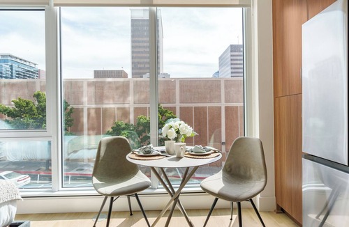Little Italy Apartment | Sky Lounge + Pool + Hot Tub | Near Harbor & Dining | Ancora by AvantStay