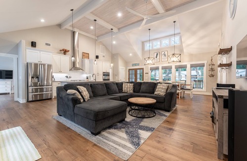 Saint Simons Island House | Sleeps 10, Private Pool, Walk to Village!