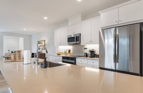 Palm Springs House | Sleeps 20 | Two 4BR Homes | Resort Pool + Hot Tub + Firepit | Summerwell