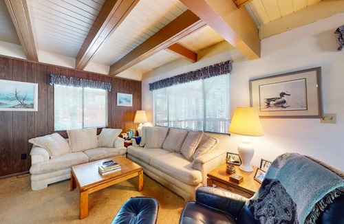 Pla-Vada Woodlands House | Soda Springs Sanctuary