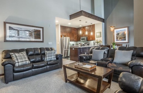 Mammoth Lakes House | Solstice 21