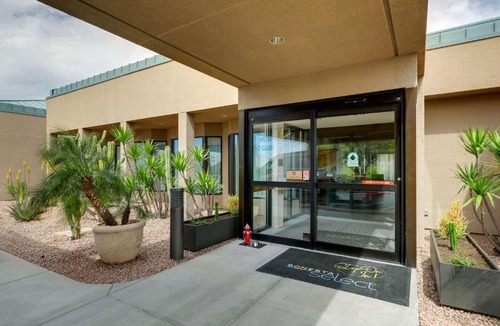 Mayo Clinic Hotel | Sonesta Select Scottsdale at Mayo Clinic Campus