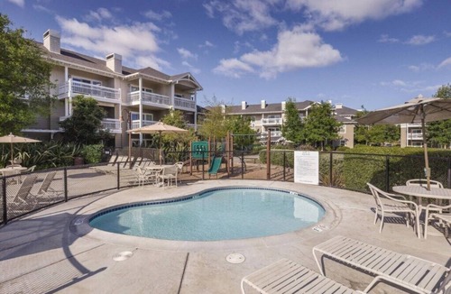 Windsor Condo | Sonoma | Wine Trails & Pool | 3BR Sleeps 8