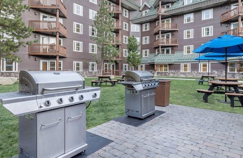 South Lake Tahoe Villa | South Lake Tahoe | Pool & Ski Access | Alpine Escape Stay