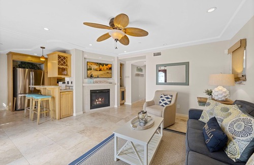 South Mission Beach House | South Mission Beach Retreat 2BR| Walk to Water