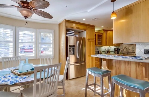 South Mission Beach House | South Mission Beach Retreat 2BR| Walk to Water