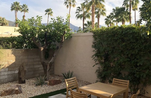 Indian Canyon Condo | South Palm Springs Quiet and Spacious Condo near Oswit Canyon.