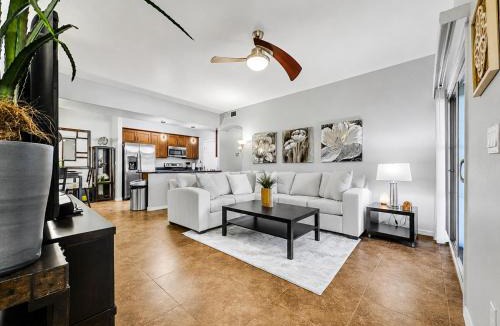 Parkwood Ranch House | Southern #1083 Mesa