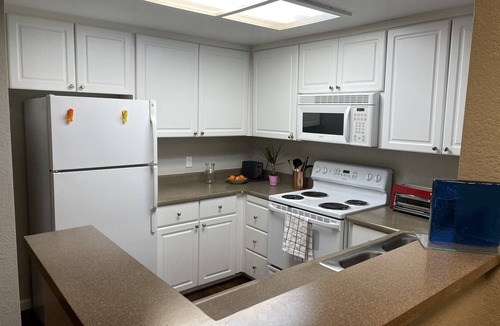 El Macero Apartment | Spacious 1-bedroom apartment with pool and gym