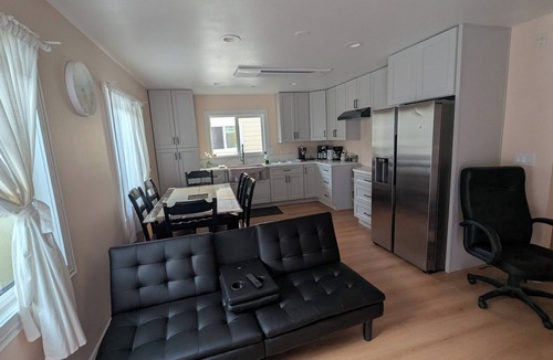 Alhambra House | Spacious 3-bedroom house in Beautiful Alhambra