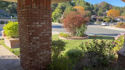 Agoura Hills House | Spacious 3 bedrooms 1 bath Jacuzzi BBQ SINGLE HOUSE