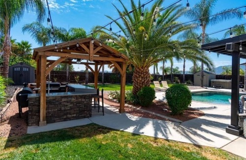 Lake Elsinore House | Spacious 5-bedroom home for your relaxation needs